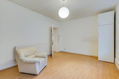 Flat 3, Tyler House Brady Street, London, E1 5DP