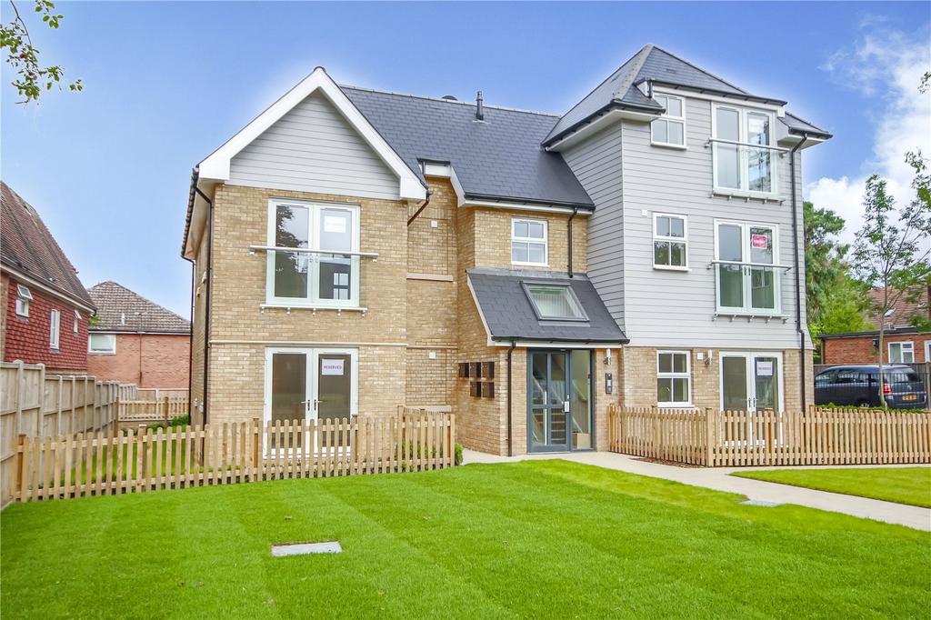Downshire Way, Bracknell, RG42 1 bed apartment for sale £225,000