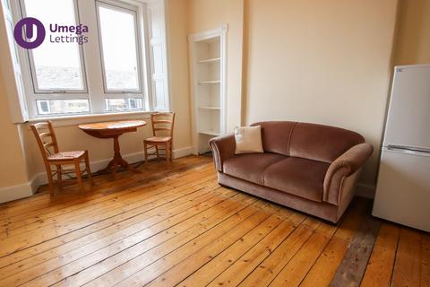 1 bedroom flat to rent, Meadowbank Crescent, Meadowbank, Edinburgh, EH8
