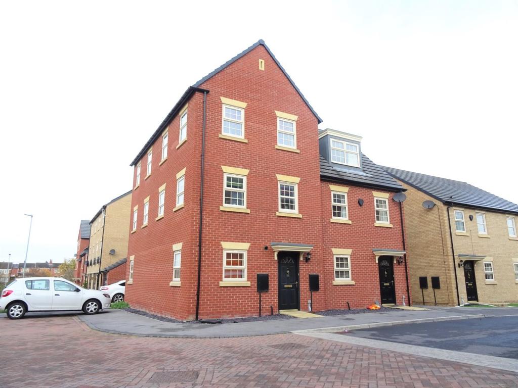 Fallbrook Road, Castleford 2 bed townhouse £650 pcm (£150 pw)