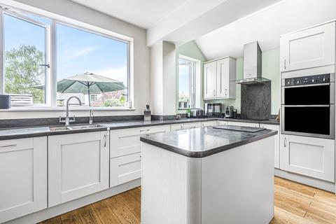 64 West Common Road, Bromley, BR2 7BX