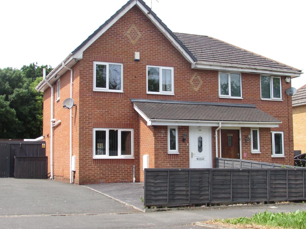 Firbank Road, Newall Green, Manchester, M23 3 bed semidetached house
