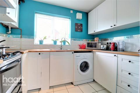 33 Buzzacott Lane, Furzton, Milton Keynes, MK4 1JF