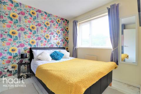 33 Buzzacott Lane, Furzton, Milton Keynes, MK4 1JF