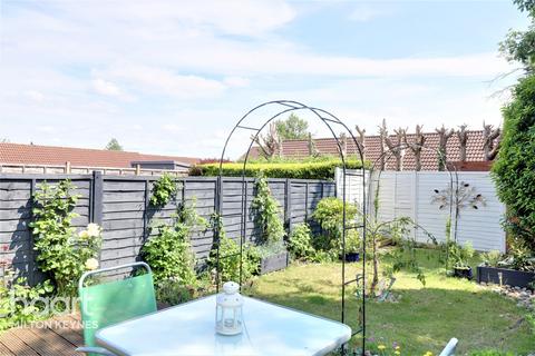 33 Buzzacott Lane, Furzton, Milton Keynes, MK4 1JF