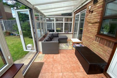 69 Alexandra Road, Rayleigh, SS6 8HT