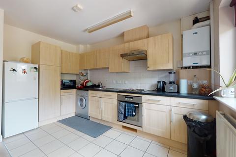 44 Clarence Row, Gravesend, DA12 1HJ