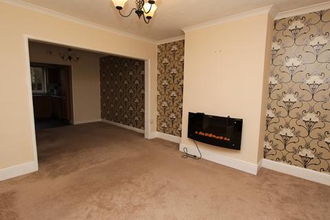 2 bedroom semi-detached house to rent, Carrfield Avenue, Toton, NG9