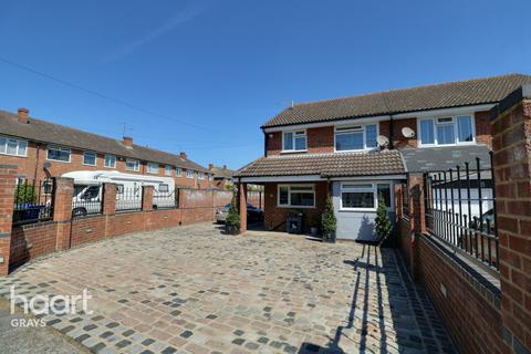 20 Crescent Avenue, Grays, RM17 6AZ