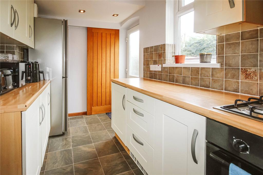 Rosedale Road, Fishponds, Bristol, BS16 3 bed semidetached house £1,350 pcm (£312 pw)