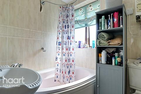 10 Marriott Road, London, E15 4QF