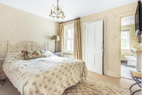 2, Rose Cottages Chichester Road, Midhurst, GU29 9PF