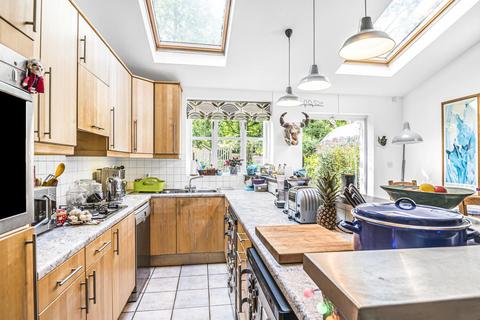 Flat 1, 9 Harold Road, London, SE19 3PU