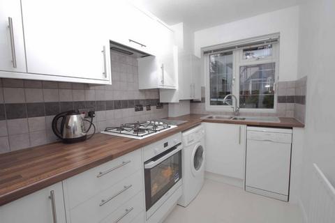 2 bedroom terraced house to rent, Thrush Green, Harrow HA2