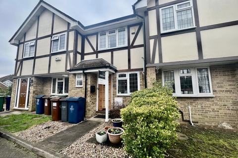 2 bedroom terraced house to rent, Thrush Green, Harrow HA2