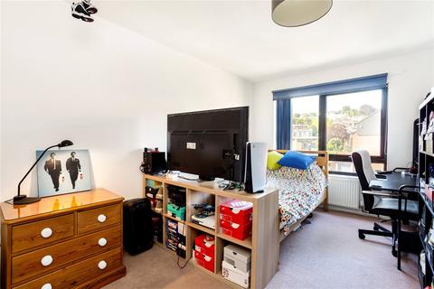 60 Rownham Mead, Bristol, BS8 4YB