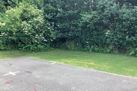 8 Birch Way, Cranbrook, Exeter, EX5 7FW