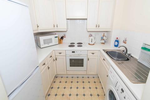 74 Caraway Place, Wallington, SM6 7AG