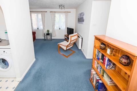 74 Caraway Place, Wallington, SM6 7AG