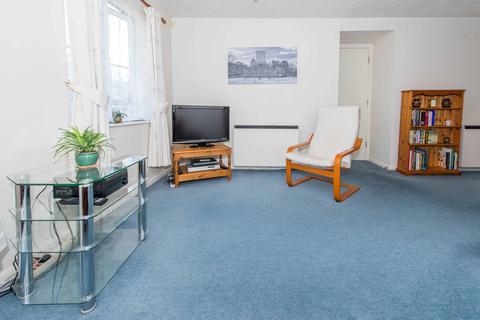 74 Caraway Place, Wallington, SM6 7AG