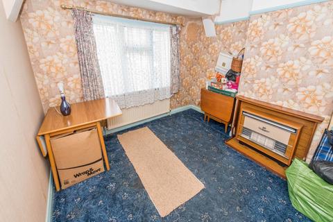 16 Aultone Way, Carshalton, SM5 2LQ