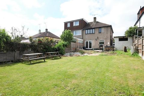 19 Priorsford Avenue, Orpington, BR5 2EN
