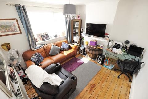 18 Goodmead Road, Orpington, BR6 0HX
