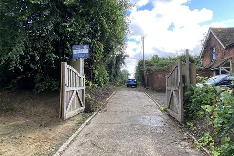 Rose Cottage Warren Road, Chelsfield, Orpington, BR6 6ER