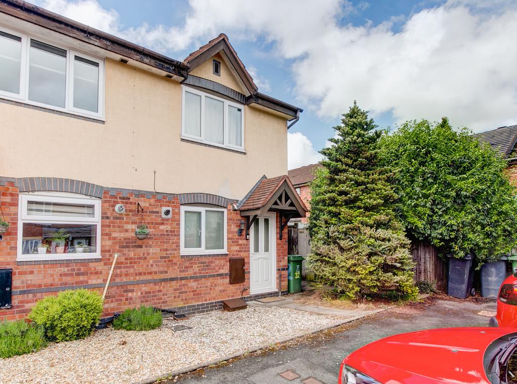 Terrys Close, Abbeydale, Redditch 2 bed end of terrace house £179,000