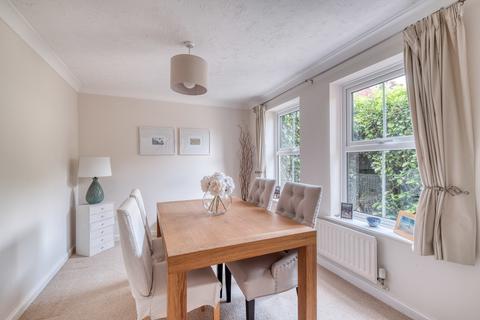 18 Barass Avenue, Worcester, WR4 0QD