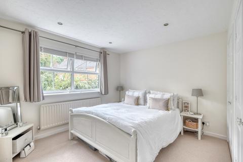 18 Barass Avenue, Worcester, WR4 0QD