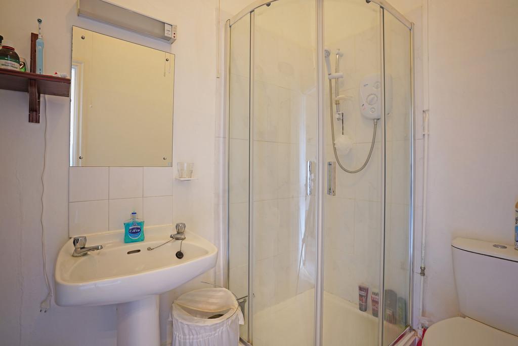 Bedroom Two En Suite