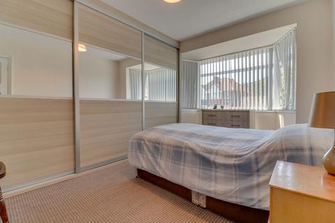 68 Arundel Crescent, Solihull, B92 8RG