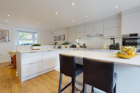 95 Trem Y Rhyd, St Fagans, Cardiff, CF5 6FT