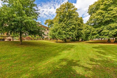 9, Woodlands Court Holly Meadows, Winchester, SO22 5FS