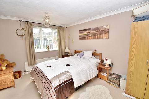 2 Franklin Close, Metheringham, Lincoln, LN4 3EP