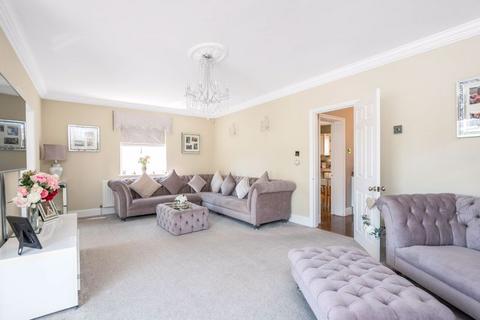 82 Hill Crescent, Bexley, DA5 2DB