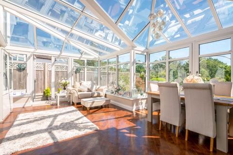 82 Hill Crescent, Bexley, DA5 2DB