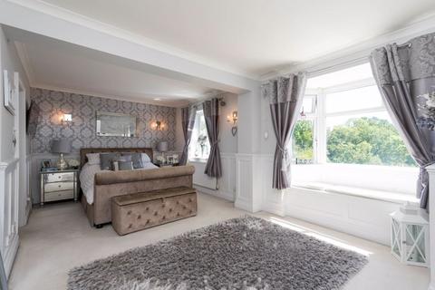 82 Hill Crescent, Bexley, DA5 2DB