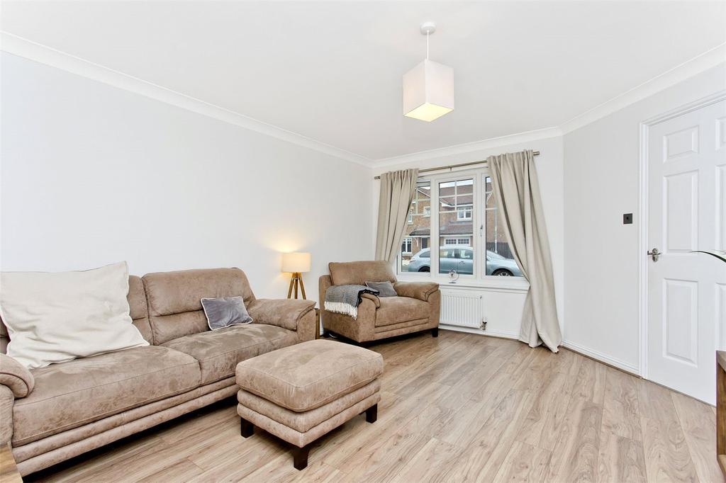 Shankly Drive, Morningside, Newmains... 3 bed semidetached house £145,000