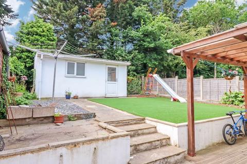 24 Barton Road, Slough, SL3 8DF