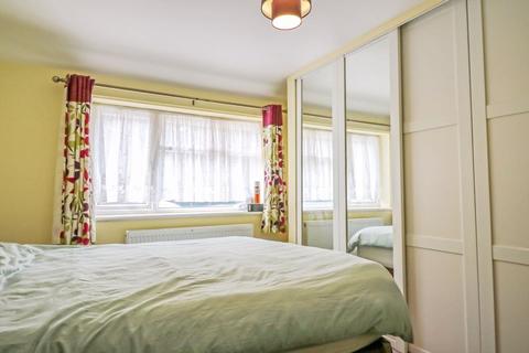 24 Barton Road, Slough, SL3 8DF