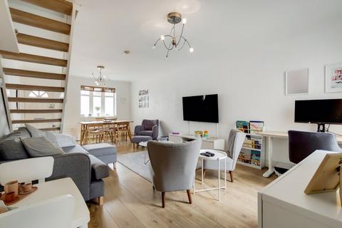 10 Napier Road, Bromley, BR2 9JA