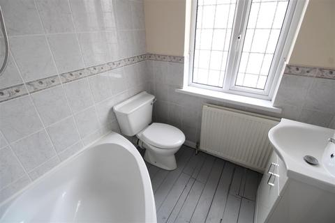 33 Bamford Road, Wolverhampton, WV3 0AT