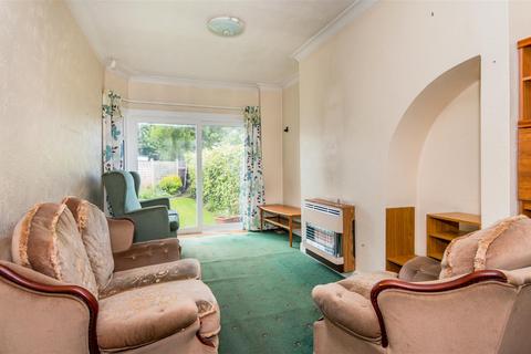 2 Brinsford Road, Wolverhampton, WV10 6QZ