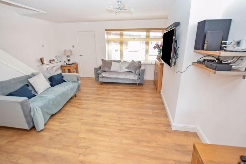 Silverdale East, StanfordLeHope 3 bed end of terrace house £335,000