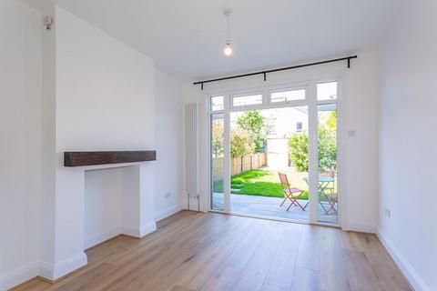 3 bedroom semi-detached house to rent, Dawson Road, Kingston Upon Thames