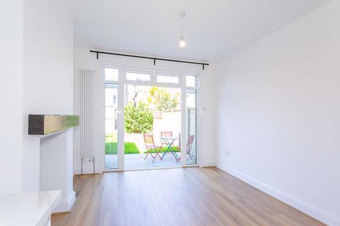 3 bedroom semi-detached house to rent, Dawson Road, Kingston Upon Thames