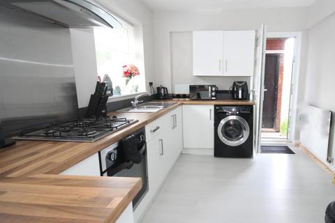 99 Deepdale Avenue, Middlesbrough, TS4 3EZ