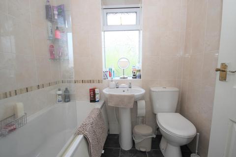 99 Deepdale Avenue, Middlesbrough, TS4 3EZ